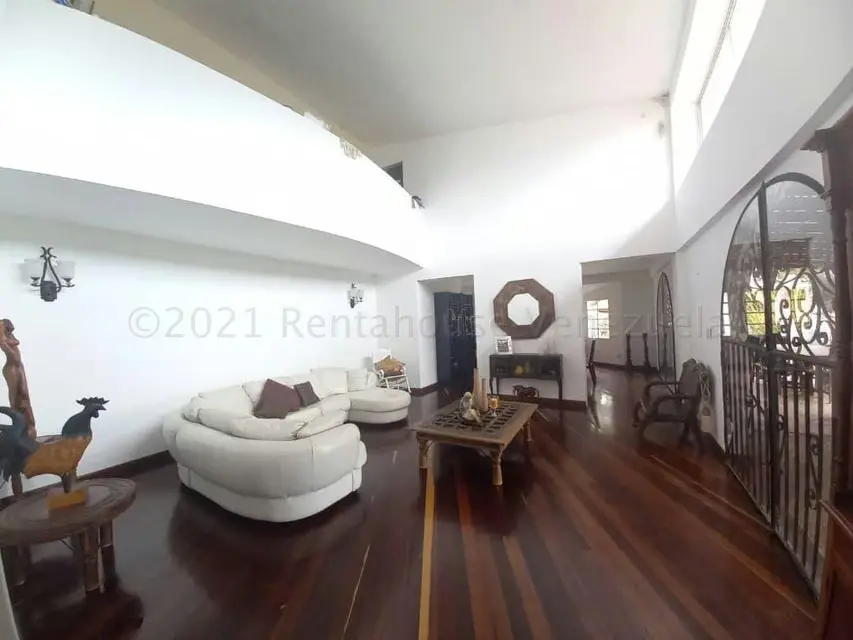Casa (Multipes Niveles) en Venta en La Lagunita Country Club, Distrito Metropolitano - 4