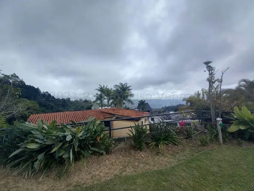 Casa (Multipes Niveles) en Venta en La Lagunita Country Club, Distrito Metropolitano - 55