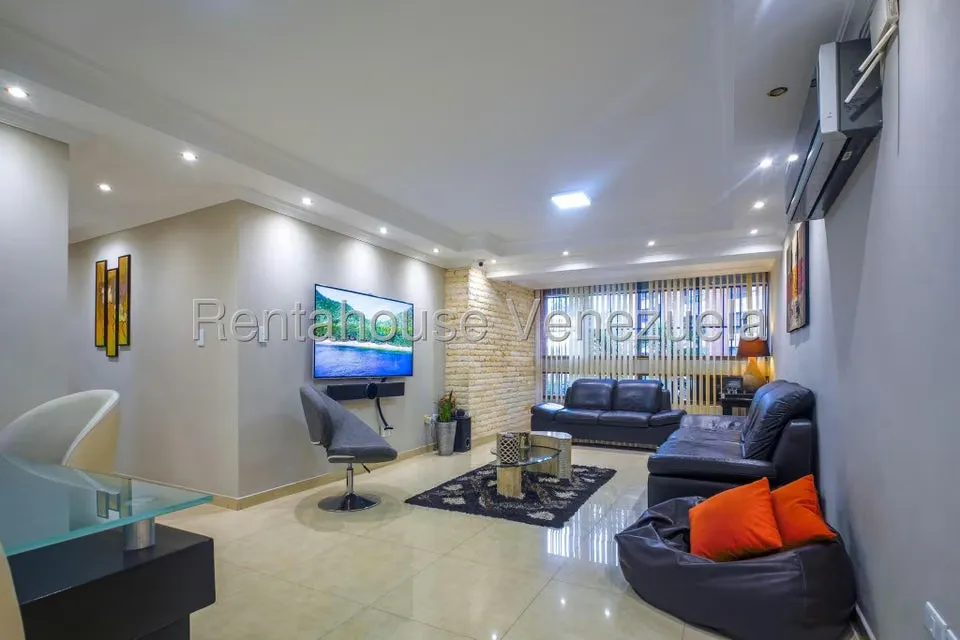 Apartamento (1 Nivel) en Venta en Prado Humboldt, Distrito Metropolitano - 2