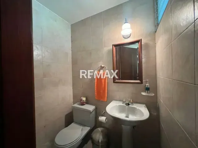 CASA EN VENTA - LOS DOS CAMINOS - 16