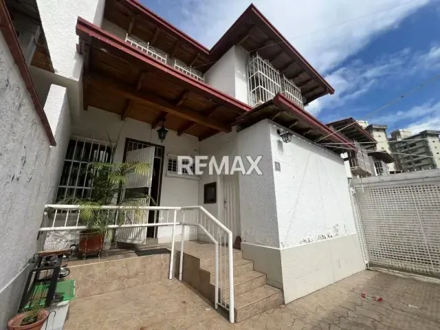 CASA EN VENTA - LOS DOS CAMINOS - 4