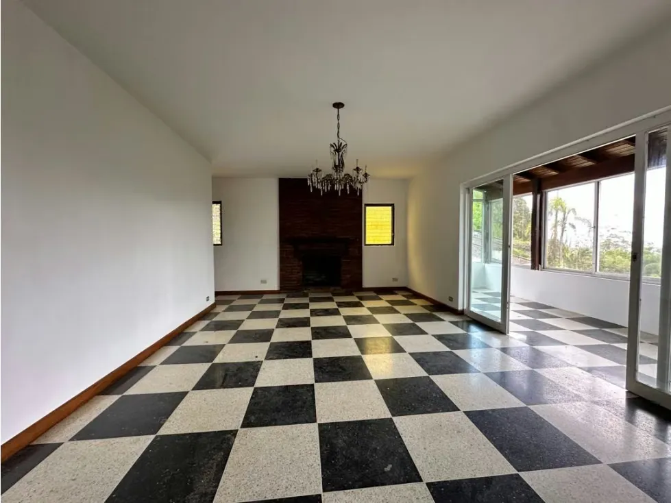 Se Vende casa 530m2 Las Marias 0596 - 7