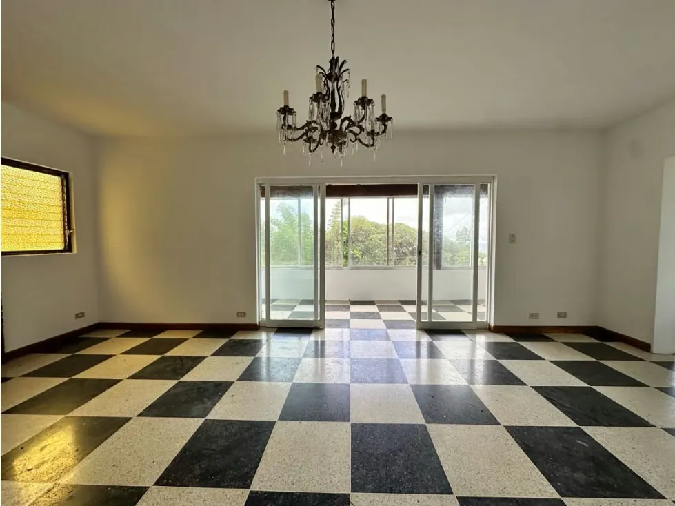 Se Vende casa 530m2 Las Marias 0596 - 9
