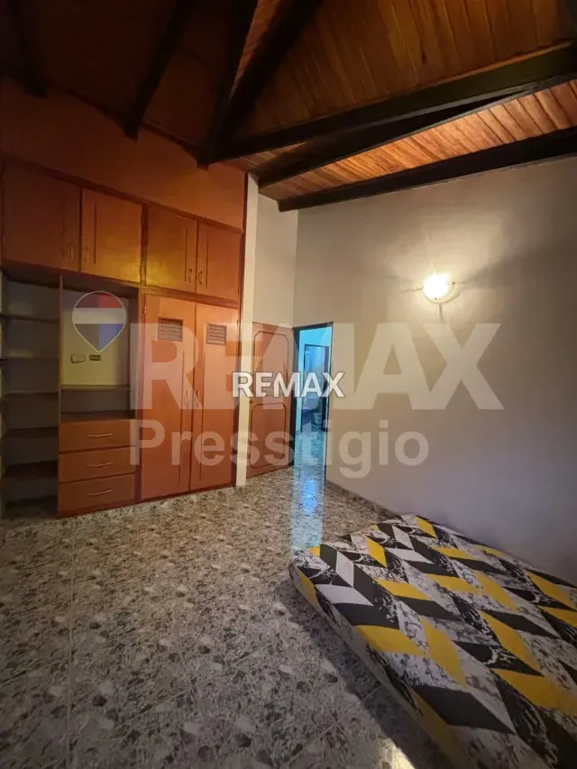 Casa en Alquiler - 9