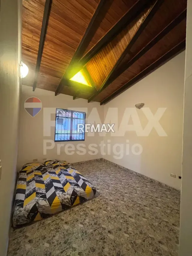 Casa en Alquiler - 10