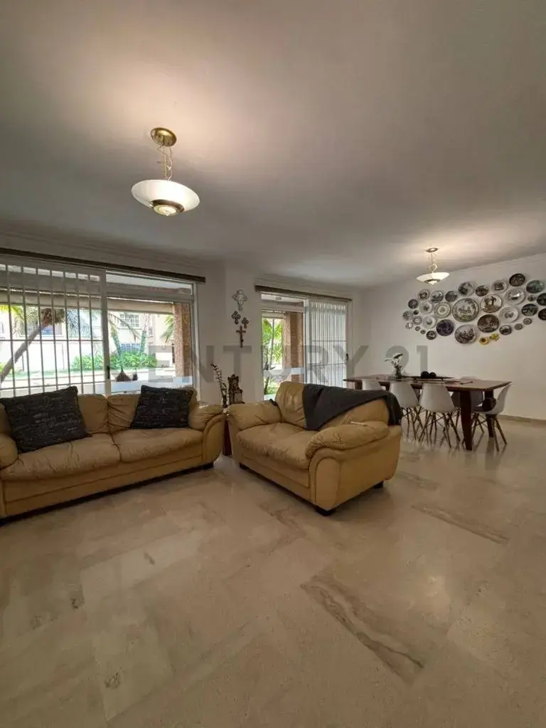 APARTAMENTO EN PLANTA BAJA EN EL CONJUNTO RESIDENCIAL SIETE MARES - 3