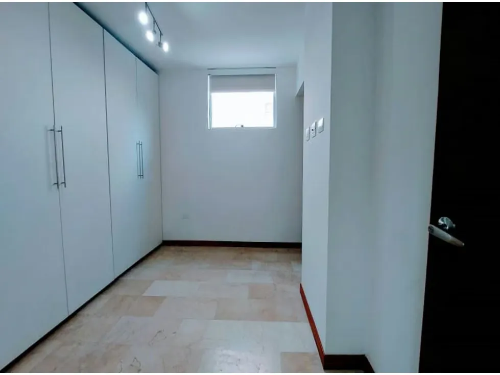 Se vende Apto 162 m² -3h/3b/2p en Los Naranjos de Las Mercedes - 9