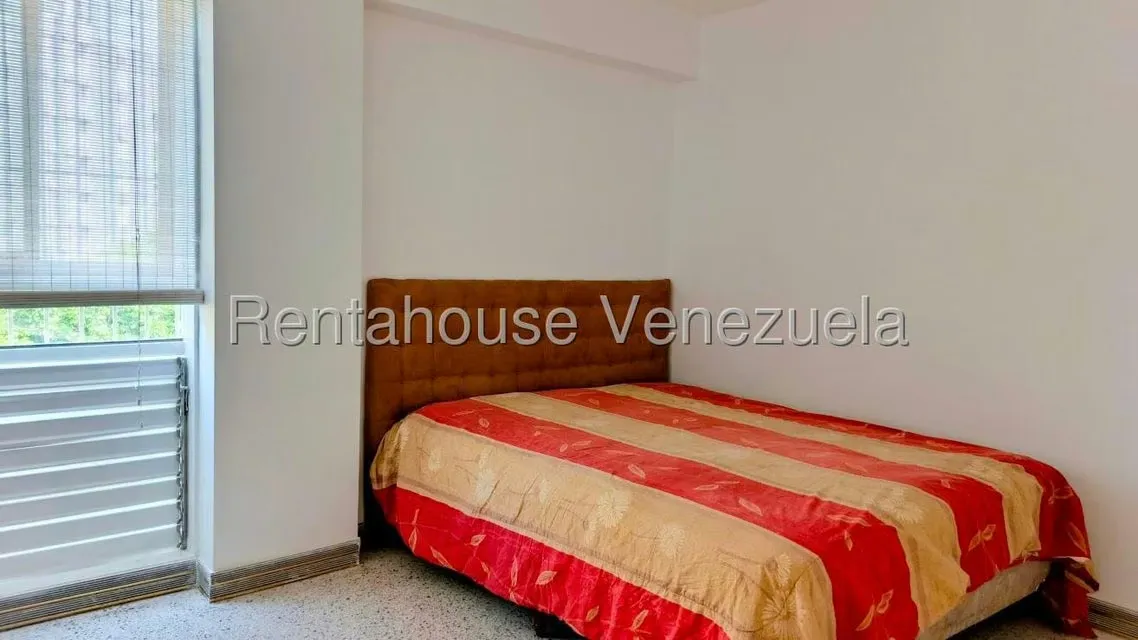 Apartamento (1 Nivel) en Alquiler en La Urbina, Distrito Metropolitano - 18