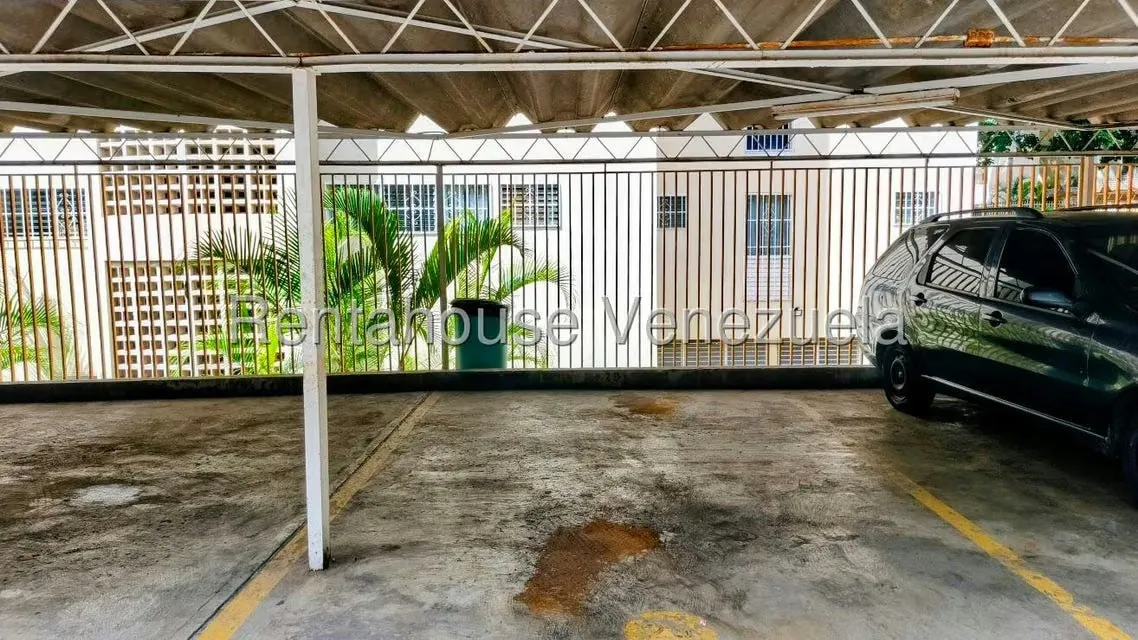 Apartamento (1 Nivel) en Alquiler en La Urbina, Distrito Metropolitano - 26