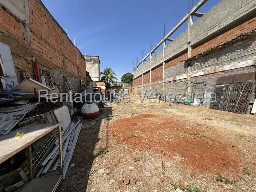 Terreno (Comercial) en Venta en Centro, Lara - 12