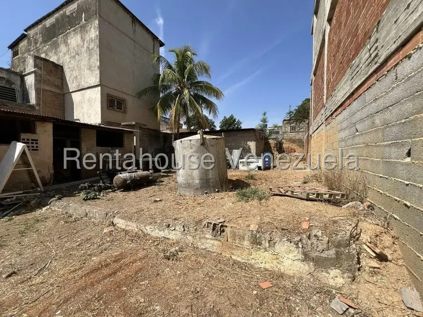 Terreno (Comercial) en Venta en Centro, Lara - 13