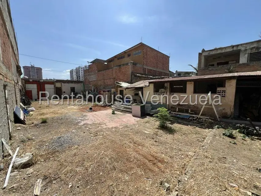 Terreno (Comercial) en Venta en Centro, Lara - 17