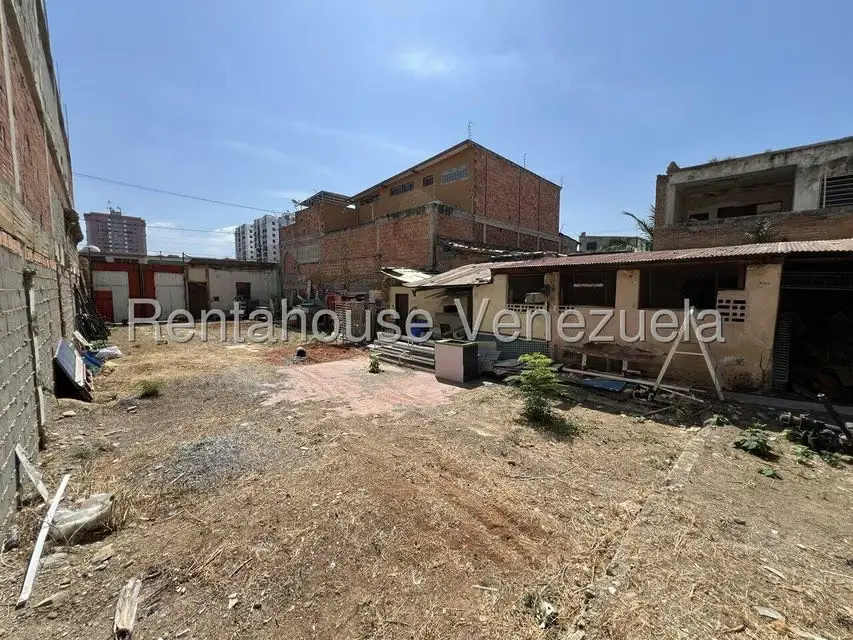Terreno (Comercial) en Venta en Centro, Lara - 18