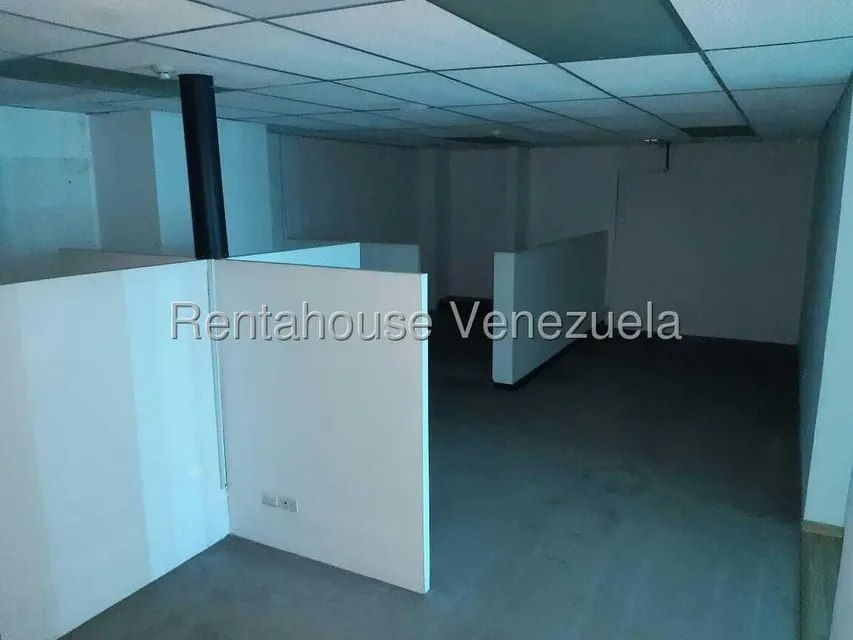 Oficina en Alquiler en Zona Industrial, Carabobo - 14