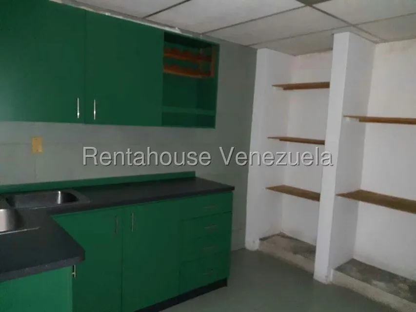 Oficina en Alquiler en Zona Industrial, Carabobo - 18