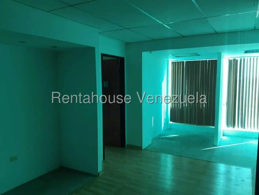 Oficina en Alquiler en Zona Industrial, Carabobo - 26