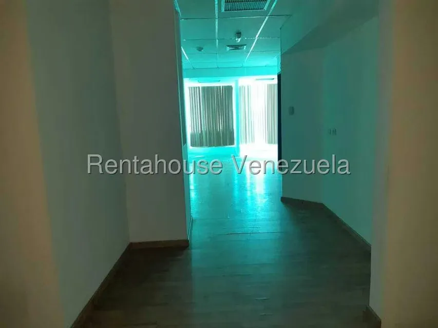 Oficina en Alquiler en Zona Industrial, Carabobo - 27