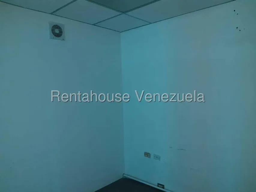 Oficina en Alquiler en Zona Industrial, Carabobo - 5