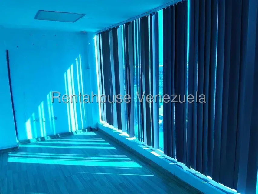 Oficina en Alquiler en Zona Industrial, Carabobo - 8