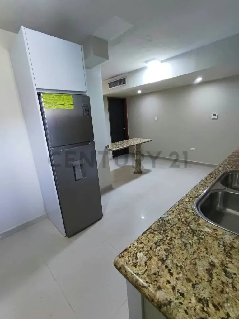 En Alquiler apartamento en Nueva Barcelona, Residencias Macau. - 4
