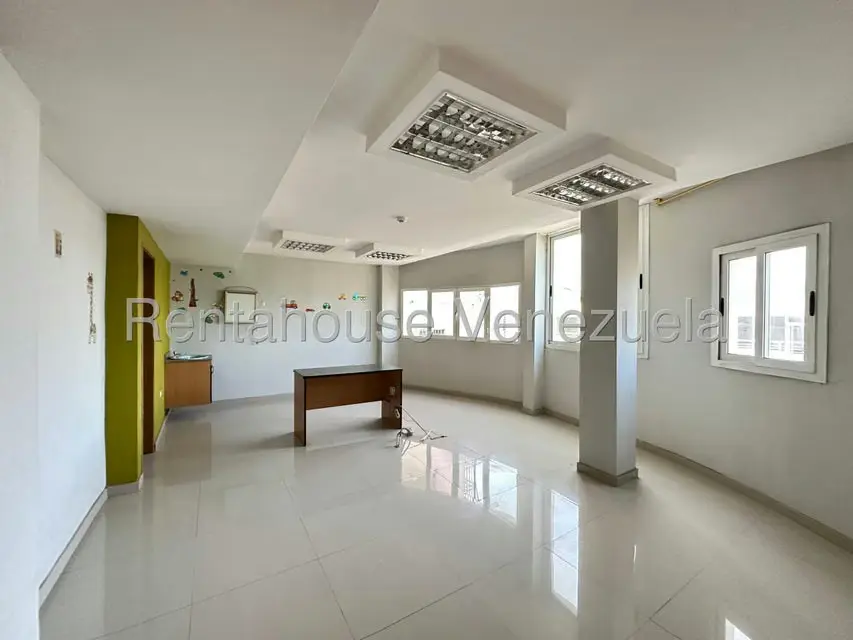 Comercial (Edificio) en Alquiler en Centro, Falcon - 13