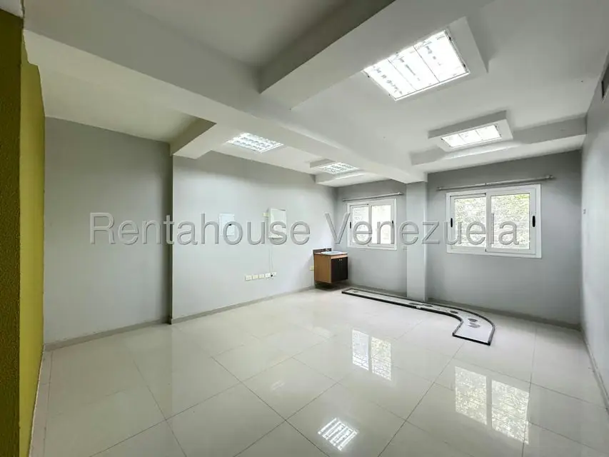 Comercial (Edificio) en Alquiler en Centro, Falcon - 23