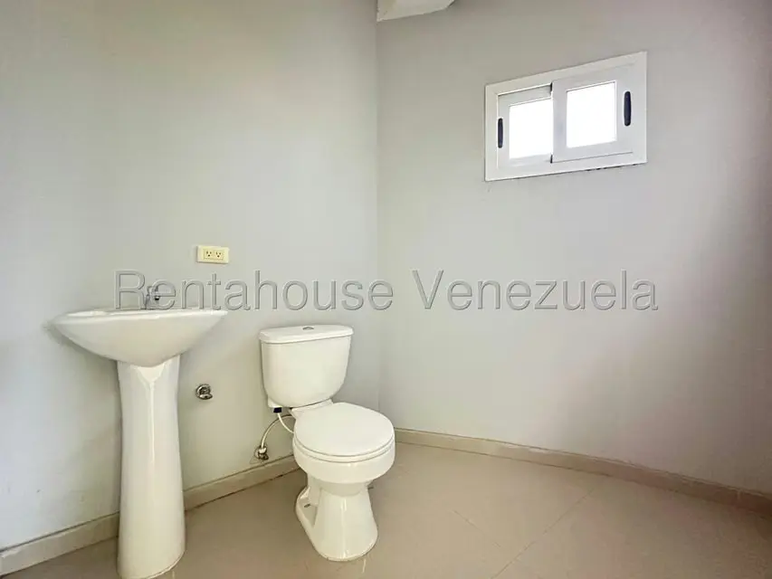 Comercial (Edificio) en Alquiler en Centro, Falcon - 29
