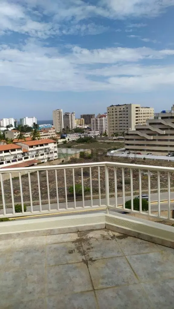 PENTHOUSE EN COSTA AZUL - 4