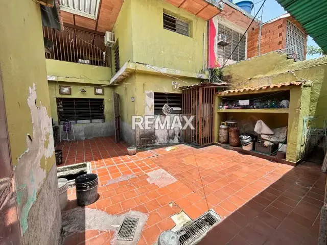 Se vende Casa en las Acacias, Maracay - 10