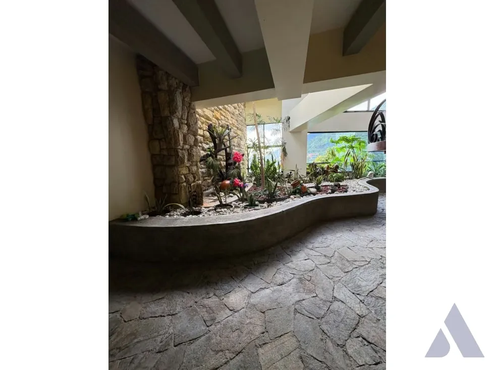Vendo PH duplex 511m2 Sebucan 4391
