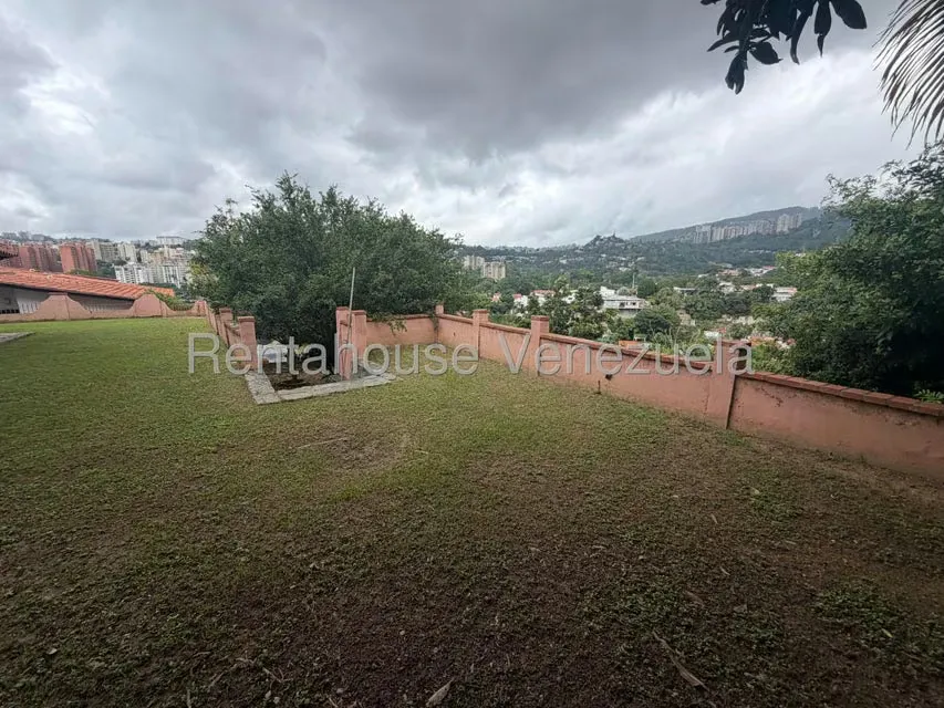 Casa (Multipes Niveles) en Venta en Prados del Este, Distrito Metropolitano - 12