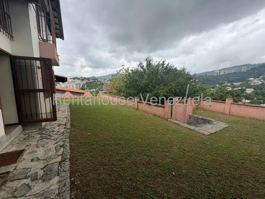 Casa (Multipes Niveles) en Venta en Prados del Este, Distrito Metropolitano - 14
