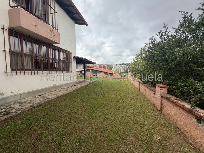 Casa (Multipes Niveles) en Venta en Prados del Este, Distrito Metropolitano - 15