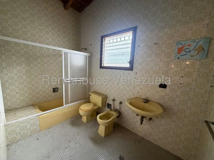 Casa (Multipes Niveles) en Venta en Prados del Este, Distrito Metropolitano - 22