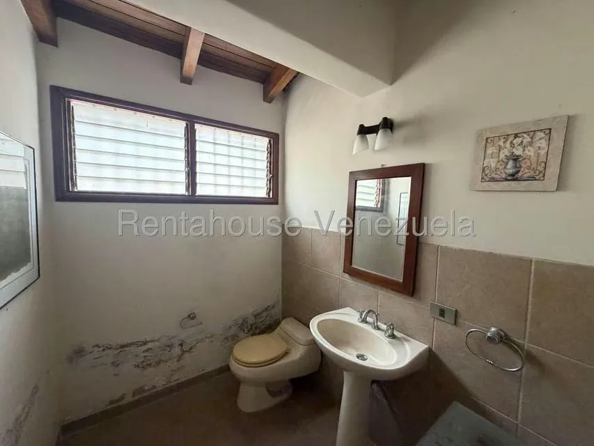 Casa (Multipes Niveles) en Venta en Prados del Este, Distrito Metropolitano - 44