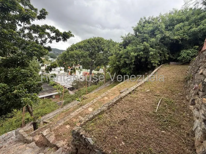 Casa (Multipes Niveles) en Venta en Prados del Este, Distrito Metropolitano - 8