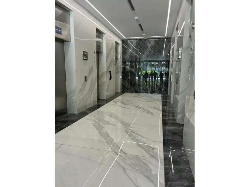 Oficina en venta o alquiler 298m², C.E la Esmeralda - 8