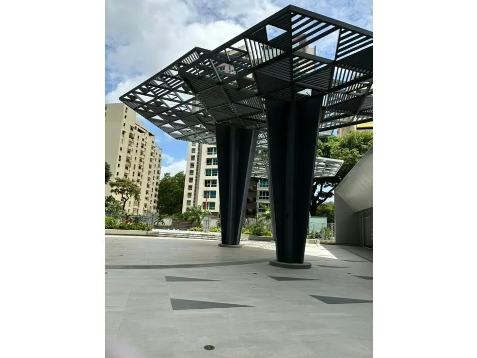 Oficina en venta o alquiler 298m², C.E la Esmeralda - 10