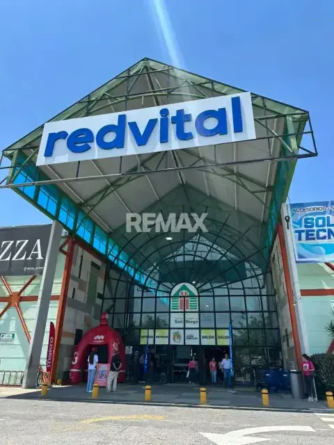 LOCAL EN VENTA GRAN BAZAR SAN DIEGO