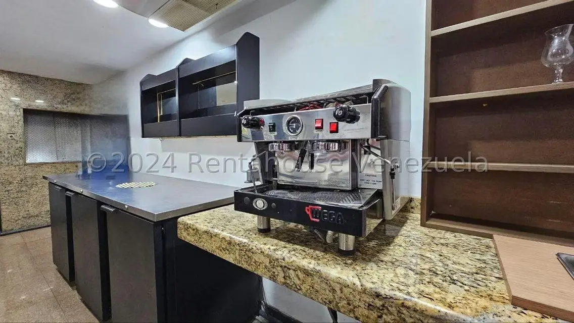Local Comercial en Venta en Parroquia La Candelaria, Distrito Metropolitano - 13