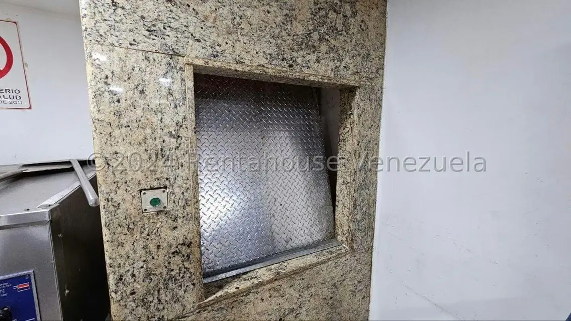 Local Comercial en Venta en Parroquia La Candelaria, Distrito Metropolitano - 18