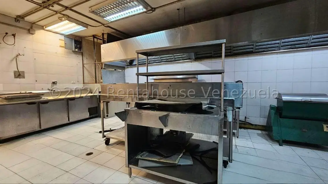 Local Comercial en Venta en Parroquia La Candelaria, Distrito Metropolitano - 34
