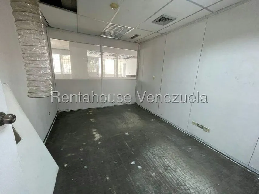 Oficina en Alquiler en El Rosal, Distrito Metropolitano - 14