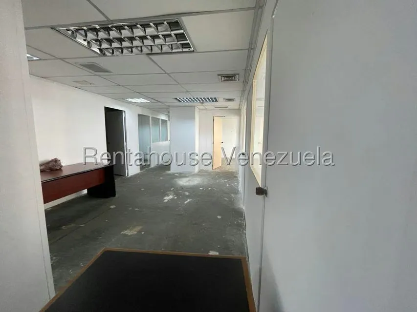 Oficina en Alquiler en El Rosal, Distrito Metropolitano - 9