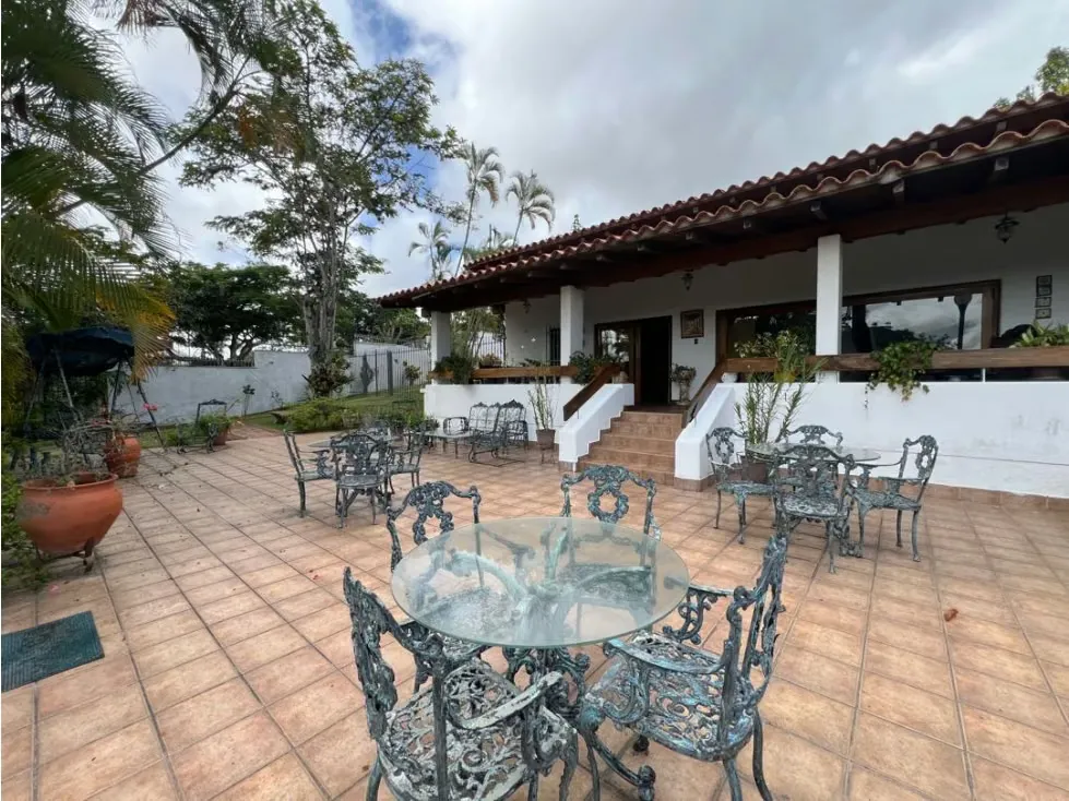 Se vende casa 950m2 10H/8B/8P Cumbres de Curumo - 7