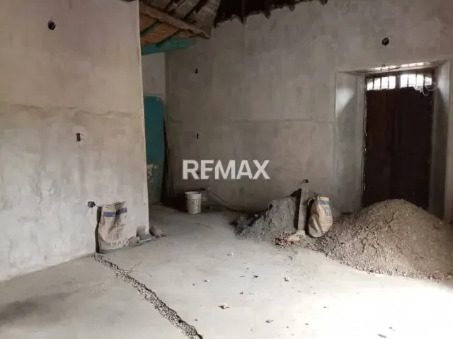 VENDO CASA COMERCIAL EN QUIBOR - 6