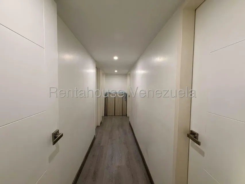 Apartamento (1 Nivel) en Venta en Campo Alegre, Distrito Metropolitano - 12
