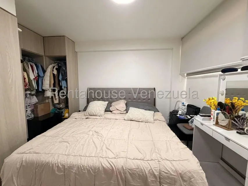 Apartamento (1 Nivel) en Venta en Campo Alegre, Distrito Metropolitano - 13