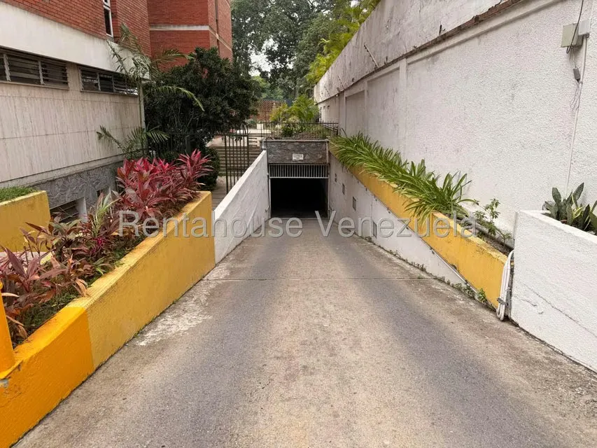 Apartamento (1 Nivel) en Venta en Campo Alegre, Distrito Metropolitano - 19