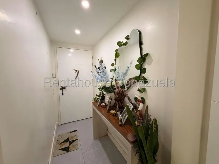 Apartamento (1 Nivel) en Venta en Campo Alegre, Distrito Metropolitano - 3